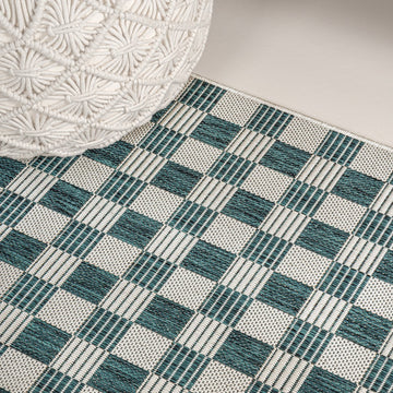 Aimee Traditional Cottage Checkerboard Indoor/Outdoor Area Rug